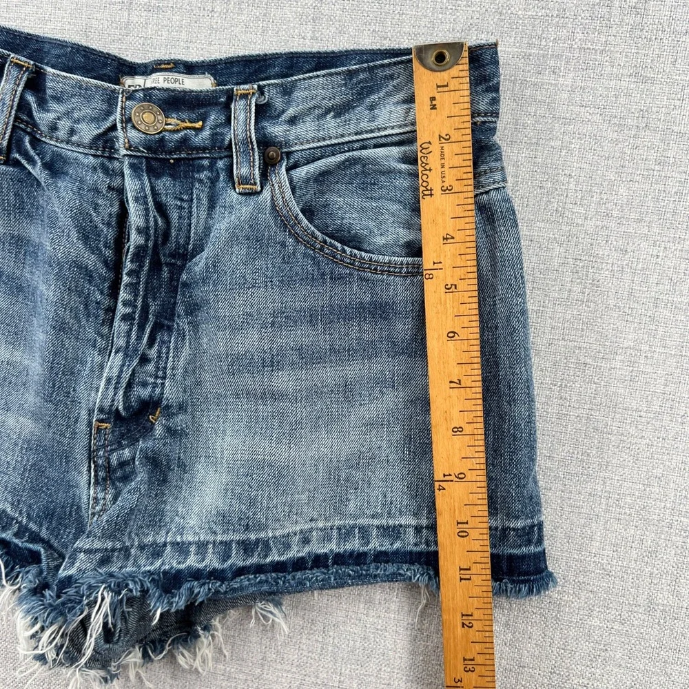 We The Free People Distressed Denim Cut Off Shorts Women Size 27 Button Fly Boho